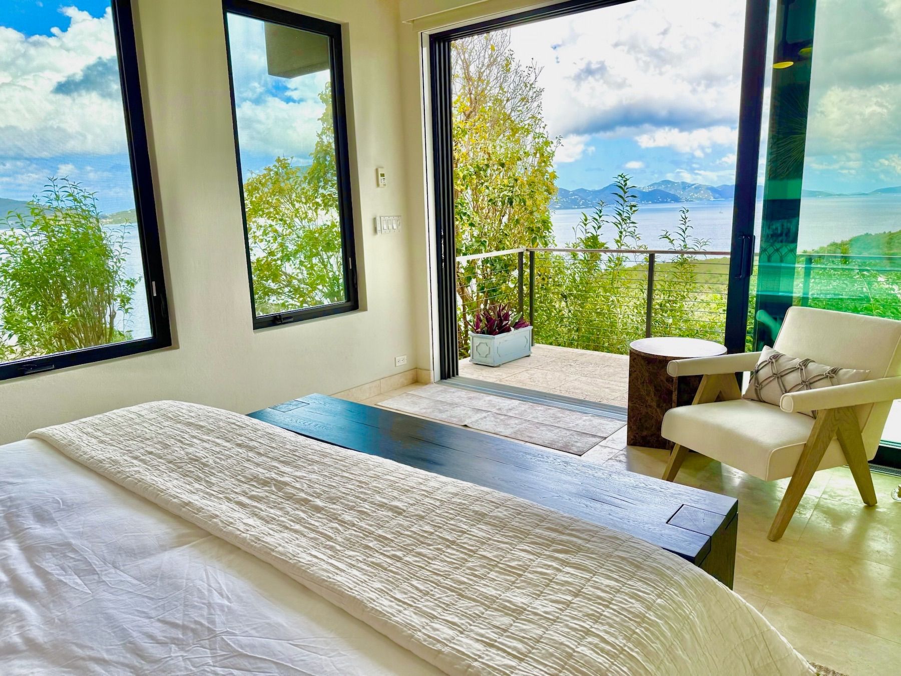 Window To The Sea villa photo.